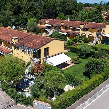 Stanza Con Giardino Privato Hotel Colà Kültér fotó